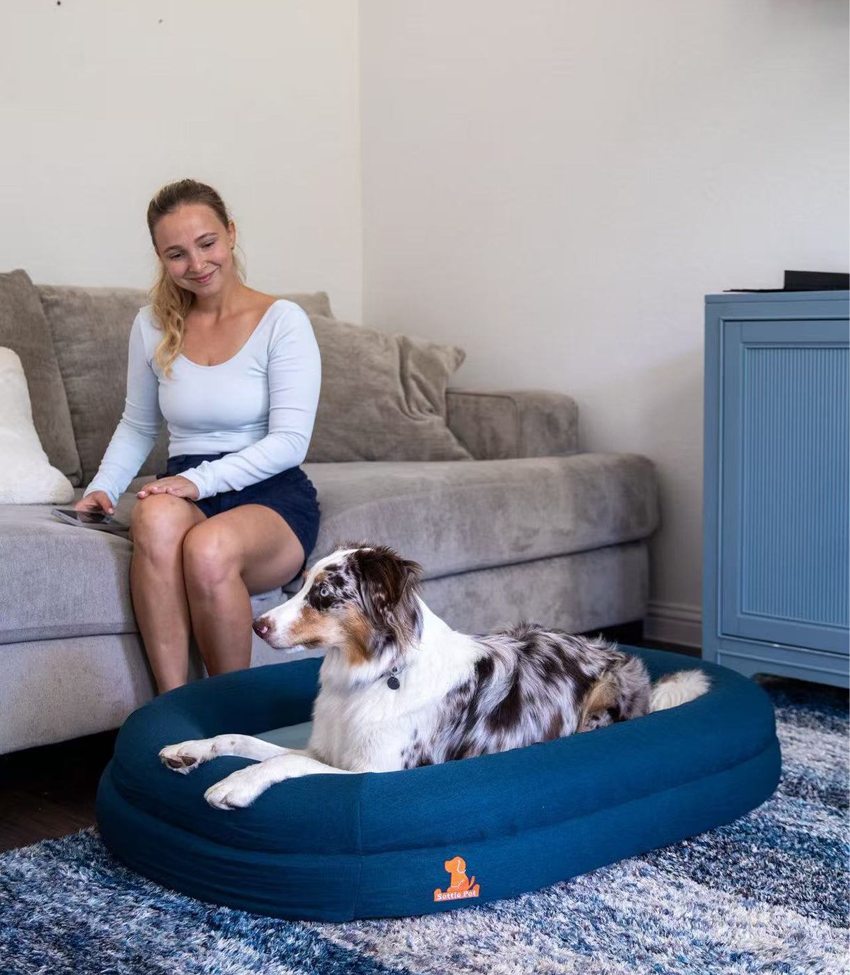 Large Twilight Blue Settle Bed