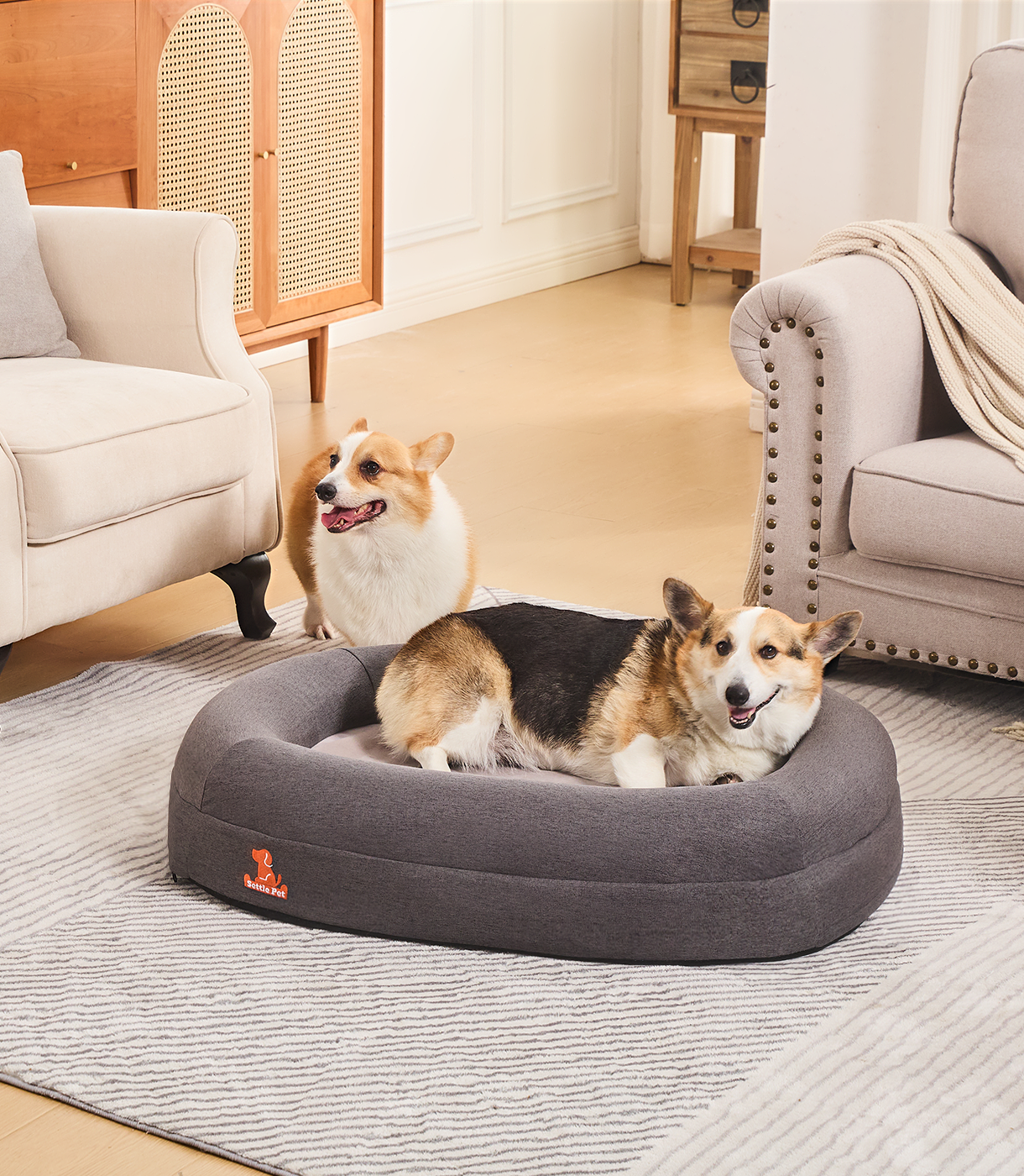 Medium Cloud Gray Settle Bed