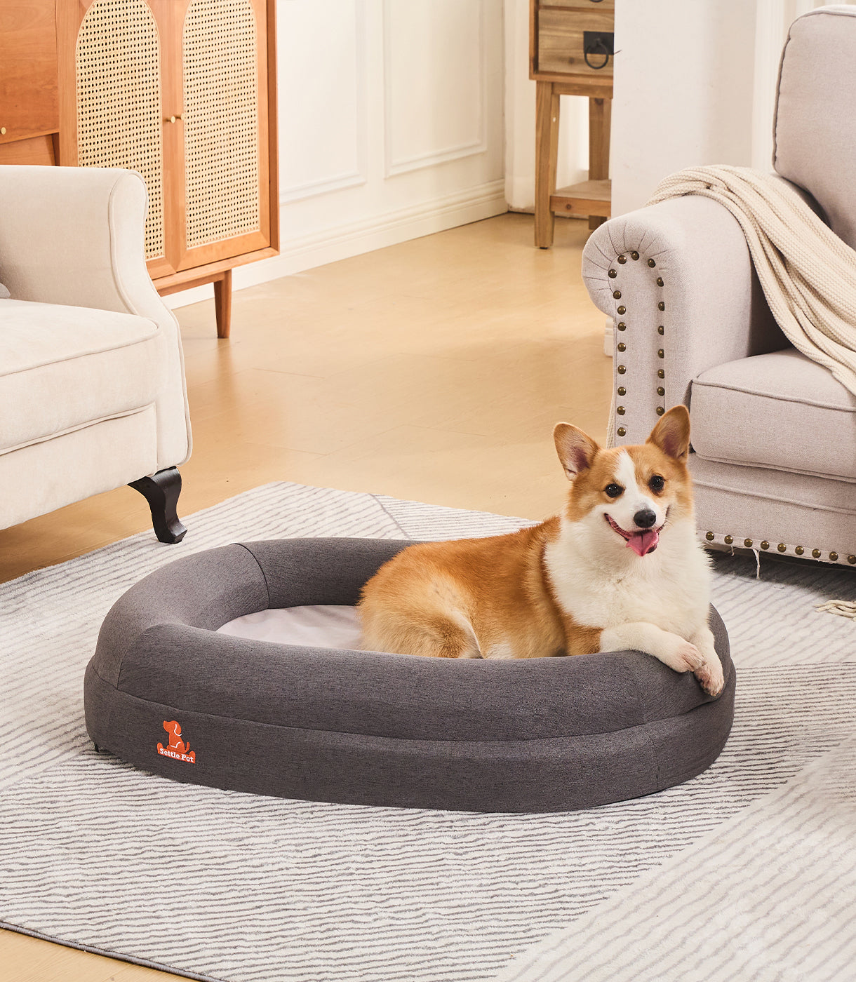 Medium Cloud Gray Settle Bed