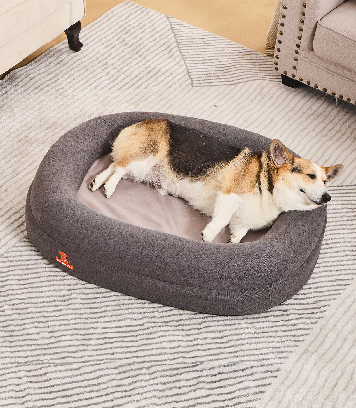 Medium Cloud Gray Settle Bed